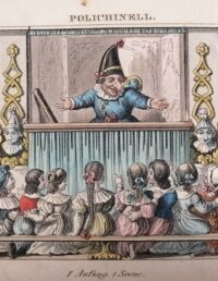 Gravure représentant Polichinell, avec un grand chapeau pointu et une bosse, s'adressant depuis le castelet à un public d'enfants.